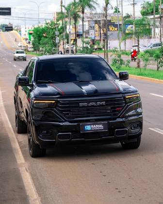 RAM RAMPAGE 2.0 HURRICANE 4 TURBO GASOLINA R/T 4X4 AUTOMÁTICO